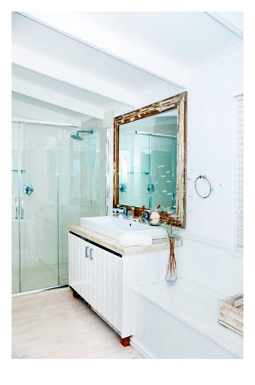 Jak optycznie powiększyć małą łazienkę?